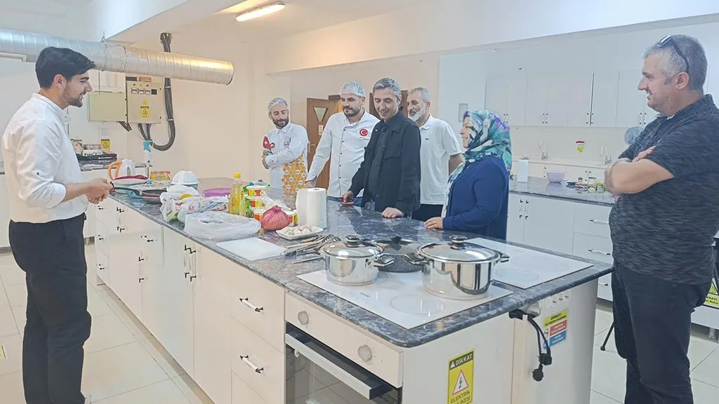 Bayburt'ta Geleceğin Ustaları Sınavda, Hangi Alanlarda Kimler Yarışıyor? Haberi