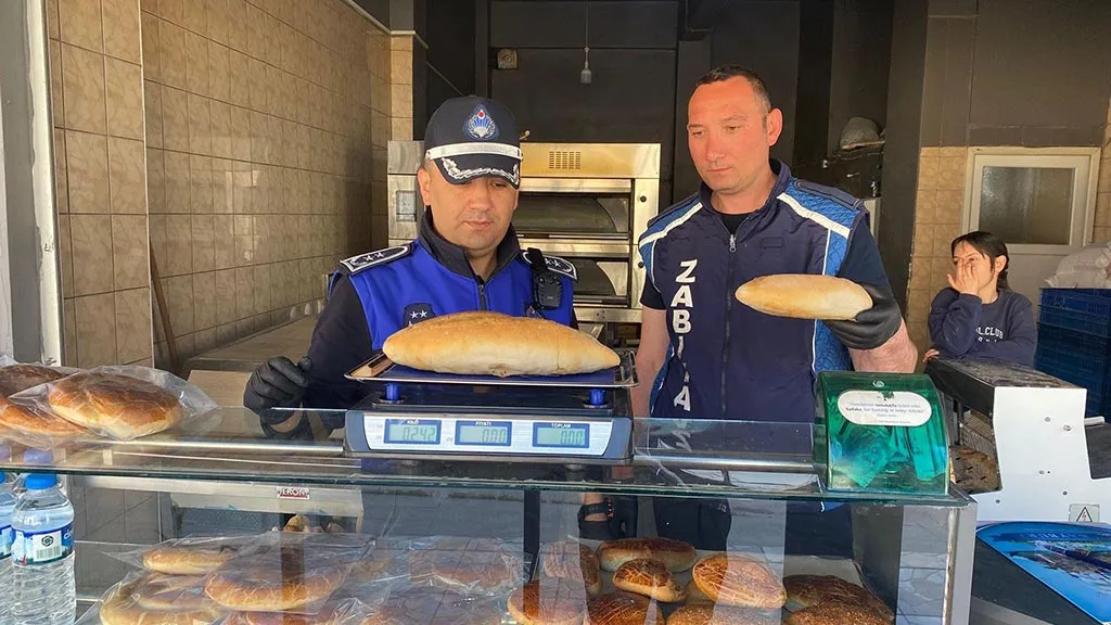 Bayburt'ta Halk Sağlığı İçin Kapsamlı Denetim! Fırın ve Marketler Mercek Altında Haberi