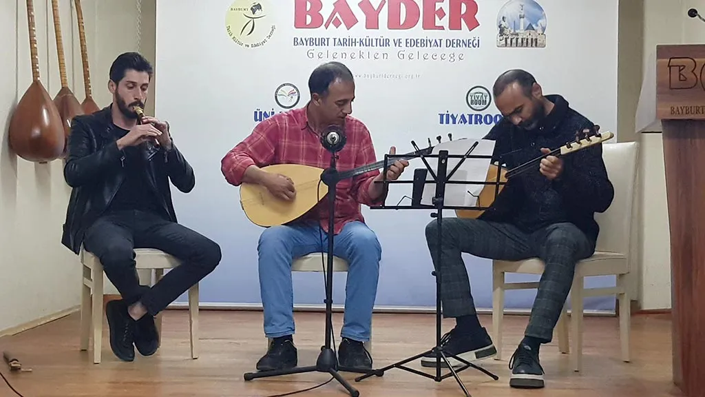 Bayburt'ta İbrahim Erkal'ın Amcasının Oğlu Abdulkadir Erkal Aşık Sümmani'yi Anlattı Haberi