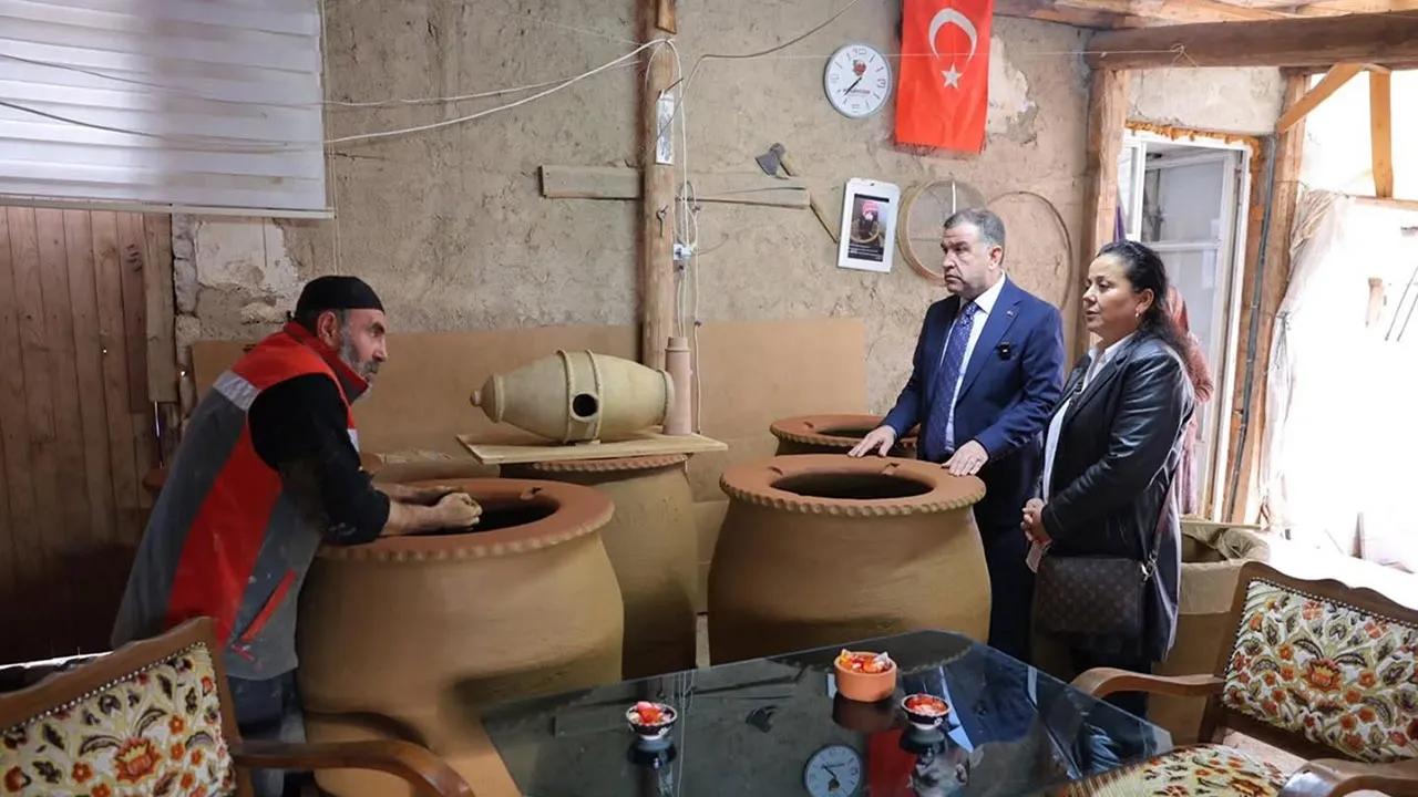 Bayburt'ta Kültür Mirasına Vefa, Tandır Ustasına Ziyaret Haberi