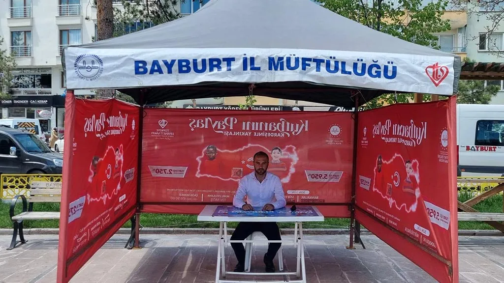 Bayburt'ta Kurban Bağış Standları Açıldı Haberi