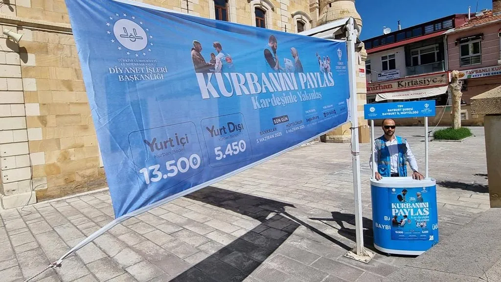 Bayburt'ta Kurban Bağış Standları Açıldı Haberi