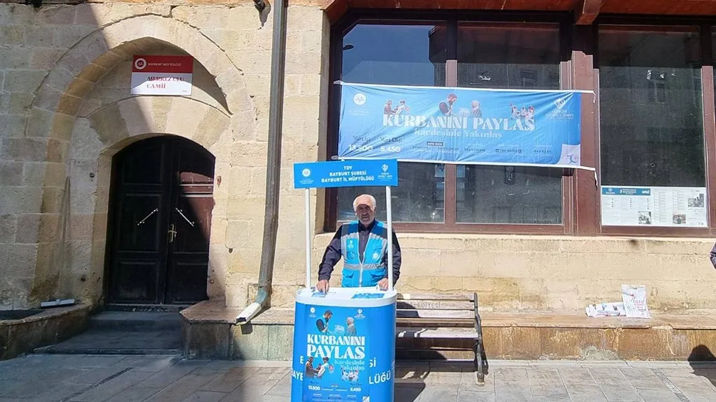 Bayburt'ta Kurban Bağış Standları Açıldı Haberi