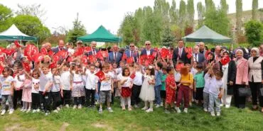 Bayburt'ta Minik Kur'an Kursu Öğrencilerinden Yıl Sonu Gösterisi Haberi