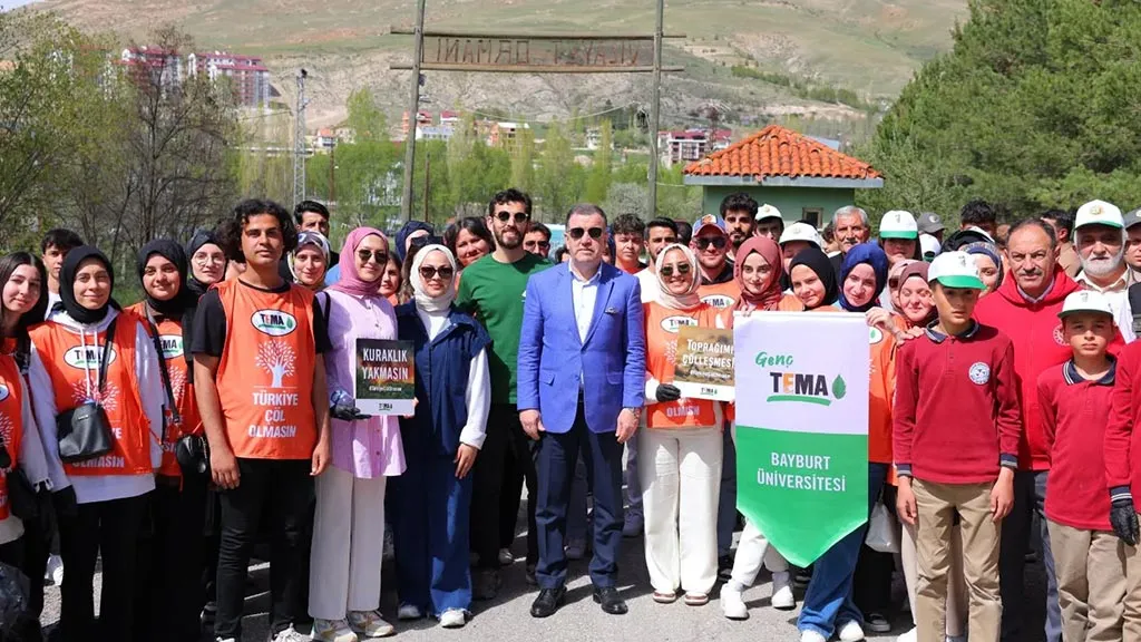 Bayburt'ta Orman Benim Kampanyasıyla Çevre Temizliği Yapıldı Haberi
