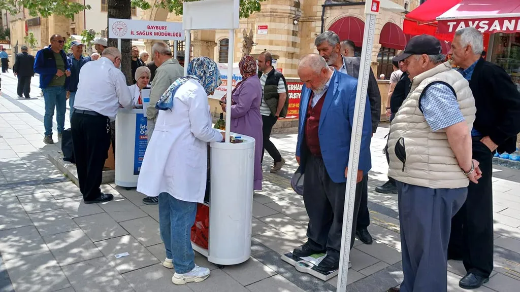 Bayburt'ta Sağlık Müdürlüğü'nden Örnek Obezite Çalışması Haberi