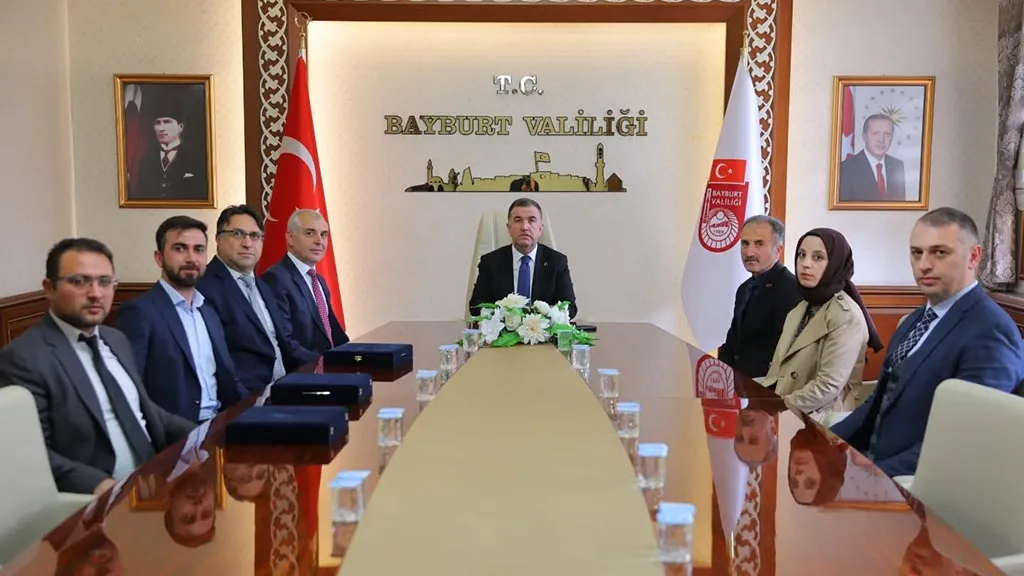 Bayburt'ta Sosyal Güvenlik Haftası, Örnek İşverenler Ödüllendirildi Haberi