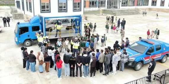 Bayburt’ta Emniyet Kemeri Eğitimi Farkındalık Oluşturdu Haberi