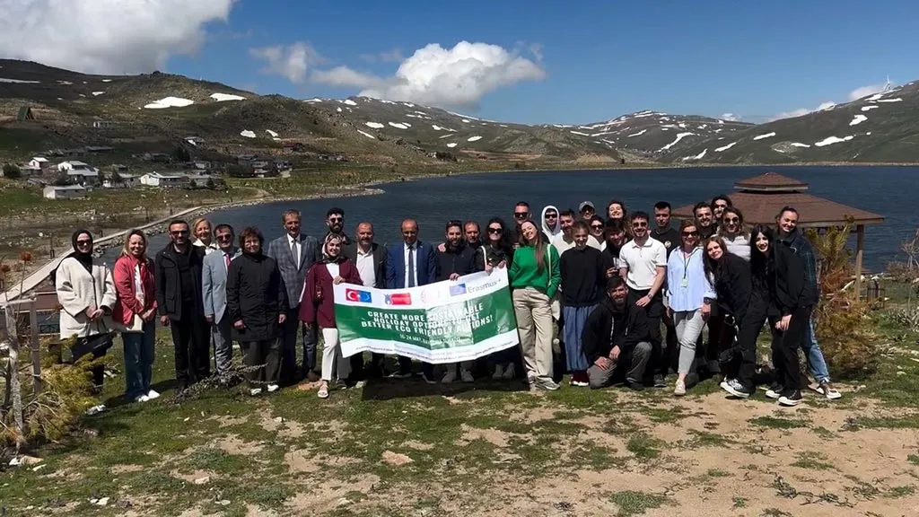 Bayburt'un Aydıntepe Yaylası'nda Uluslararası Erasmus Buluşması Haberi