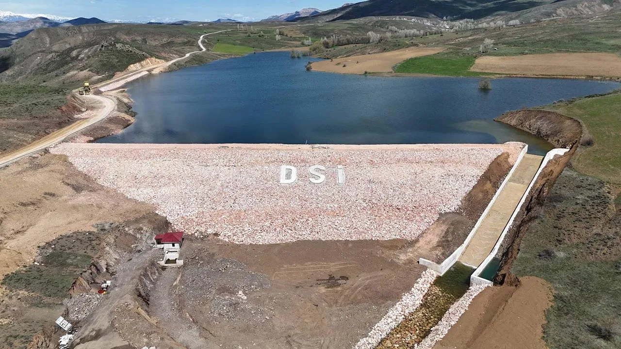DSİ Bölge Müdürü Sahada! Bayburt'taki Yatırımlar Yerinde İncelendi Haberi