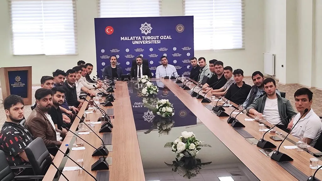 Gençler Yedi Güzel Adam'ın İzinde, Edebiyat ve Kültür Dolu Anlamlı Bir Proje Tamamlandı Haberi