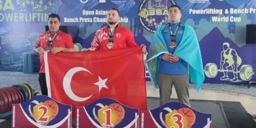 Muhammet Şimşek Dünya Şampiyonu! 3 Altın Madalya ile Tarih Yazdı Haberi