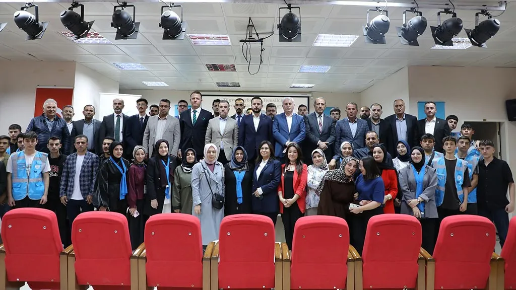 TÜGVA Bayburt'ta Güven Tazeledi, Gökhan Ayhan Yeniden İl Temsilcisi Seçildi Haberi