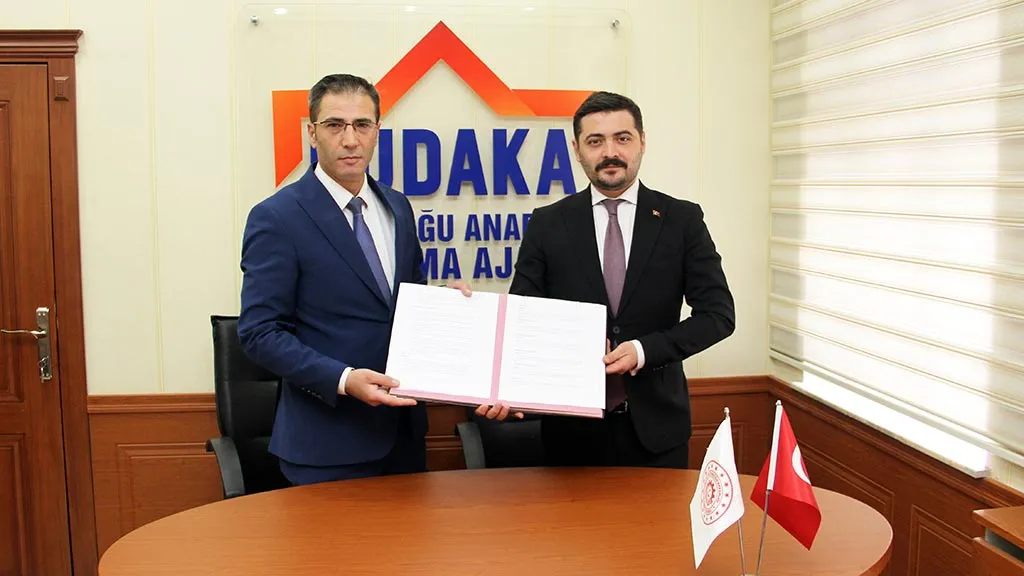 Bayburt, Erzincan ve Erzurum'daki Basın Mensuplarına Yapay Zeka Eğitimi Verilecek