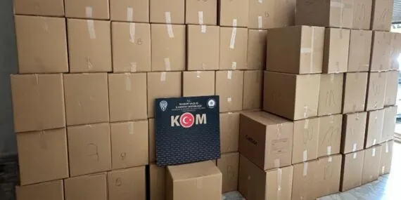 Bayburt Merkezli Dev Kaçak Tütün Operasyonu, Milyonlarca Makaron Ele Geçirildi