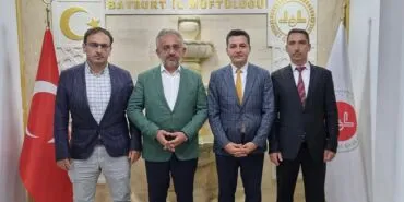 Bayburt Müftülüğünden Nihat Acar, Muhammet Berat Türkmen ve Hüseyin Erdoğan'a Veda Programı