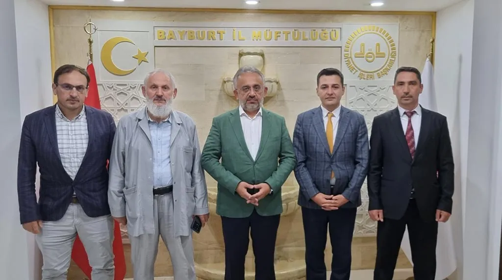 Bayburt Müftülüğünden Nihat Acar, Muhammet Berat Türkmen ve Hüseyin Erdoğan'a Veda Programı