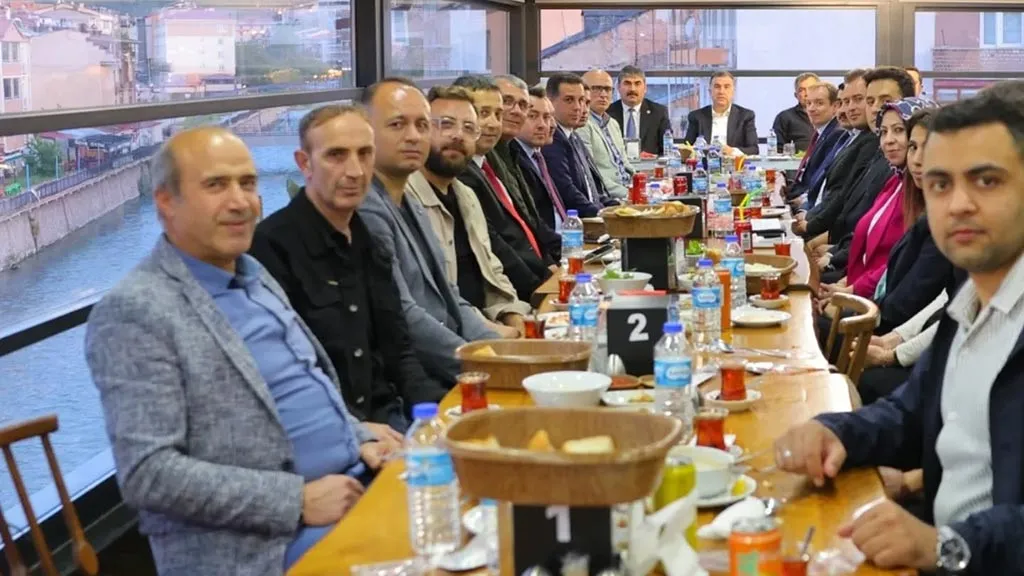 Bayburt Valiliği'nden Emekli Olan Kürşad Özsoy'a Veda ve Teşekkür