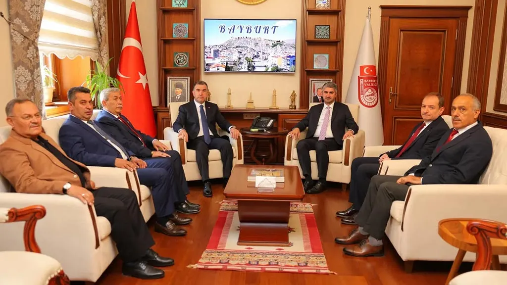 Bayburt Valisi Eldivan, Bakan Yardımcısı Tarıkdaroğlu'nu Ağırladı
