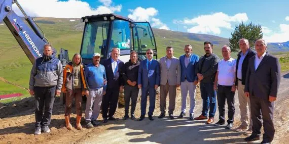 Bayburt Valisi Eldivan, Günbuldu Köyü İsale Hattı Çalışmalarını İnceledi