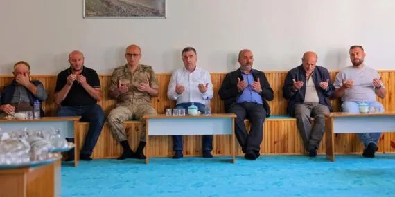 Bayburt Valisi Eldivan’dan Erenli Köyü’ne Taziye Ziyareti Haberi