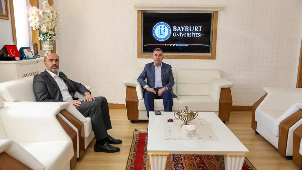 Bayburt Valisi Eldivan'dan Rektör Türkmen'e Taziye Ziyareti