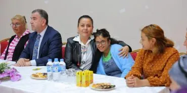 Bayburt Valisi ve Eşi, Engelsiz Yaşam Merkezini Ziyaret Etti Haberi