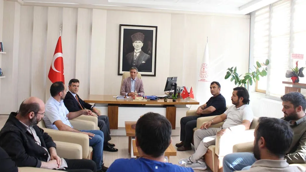Bayburtlu Robotçular Uluslararası MEB Yarışmasından Başarıyla Döndü
