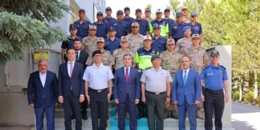 Bayburt'ta Fedakar Güvenlik Güçlerine Bayram Ziyareti