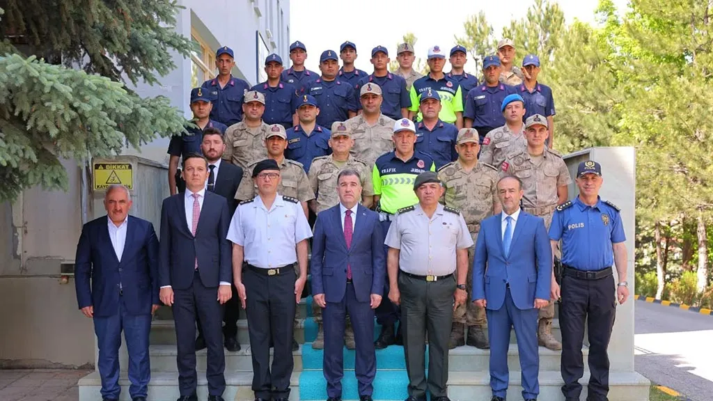 Bayburt'ta Fedakar Güvenlik Güçlerine Bayram Ziyareti