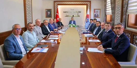 Bayburt’ta İl Hayvanları Koruma Kurulu Toplantısı Yapıldı