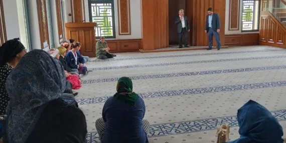 Bayburt’ta Valide Camii’nde Engelsiz Cami, Engelsiz İbadet Buluşması