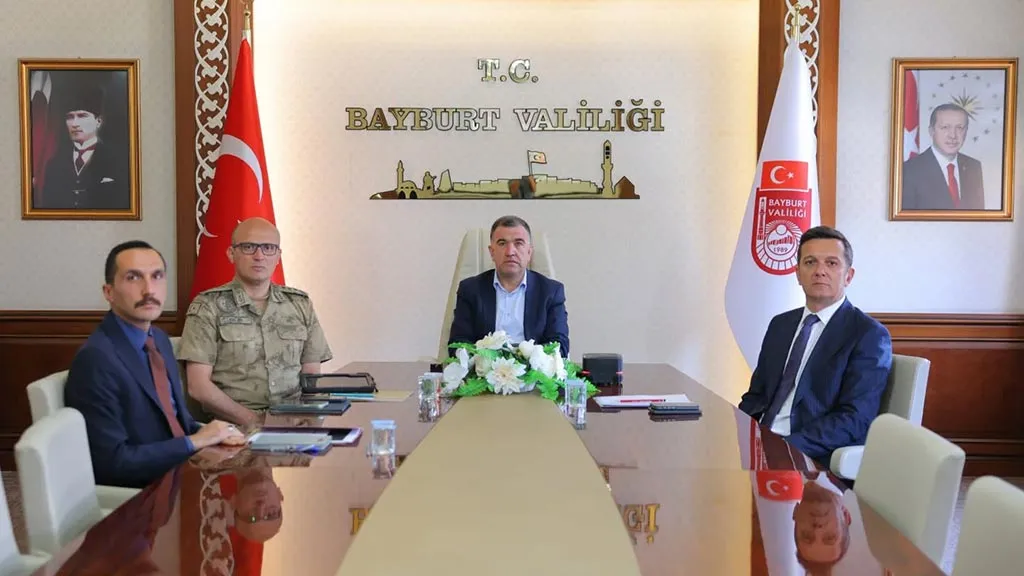 Erzurum Koordinasyonunda Bayburt ve 4 İl Valiliği Düzensiz Göçü Ele Aldı