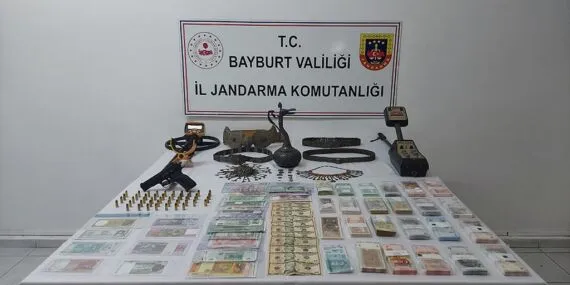 Tarihi Eser Operasyonu, 13 İlde Eş Zamanlı Baskın, Osmanlı ve Selçuklu Eserleri Ele Geçirildi!