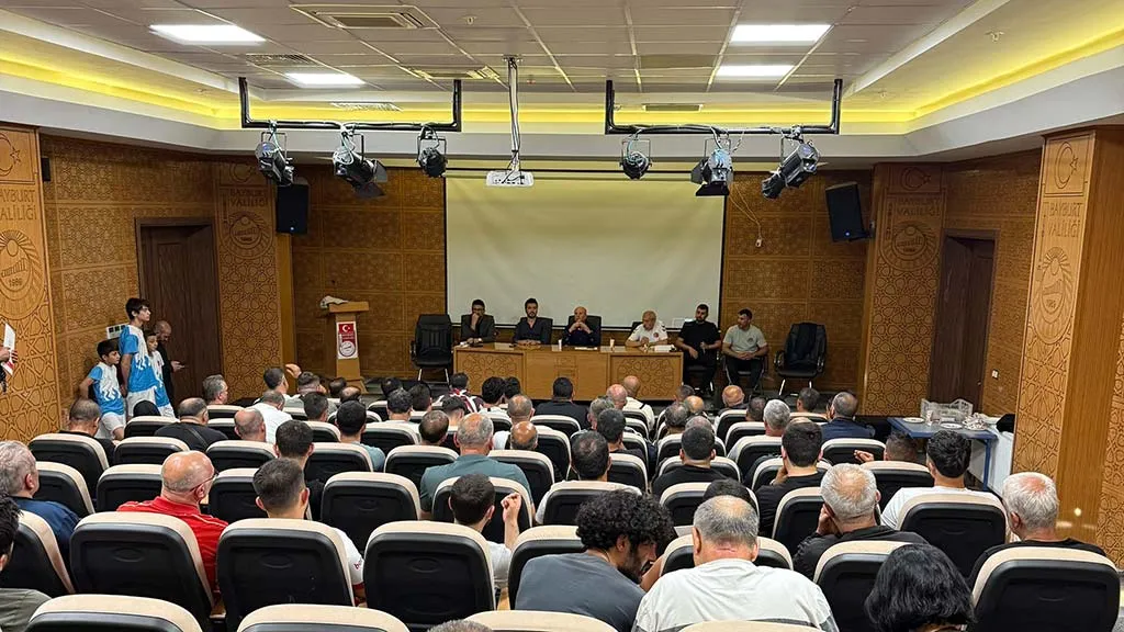 Türkiye Boks Federasyonu Eğitim ve Bilim Kurulu Bayburt'ta Toplandı