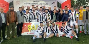 2025 Kurumlar Arası Futbol Turnuvası Şampiyonu Bayburt Üniversitesi