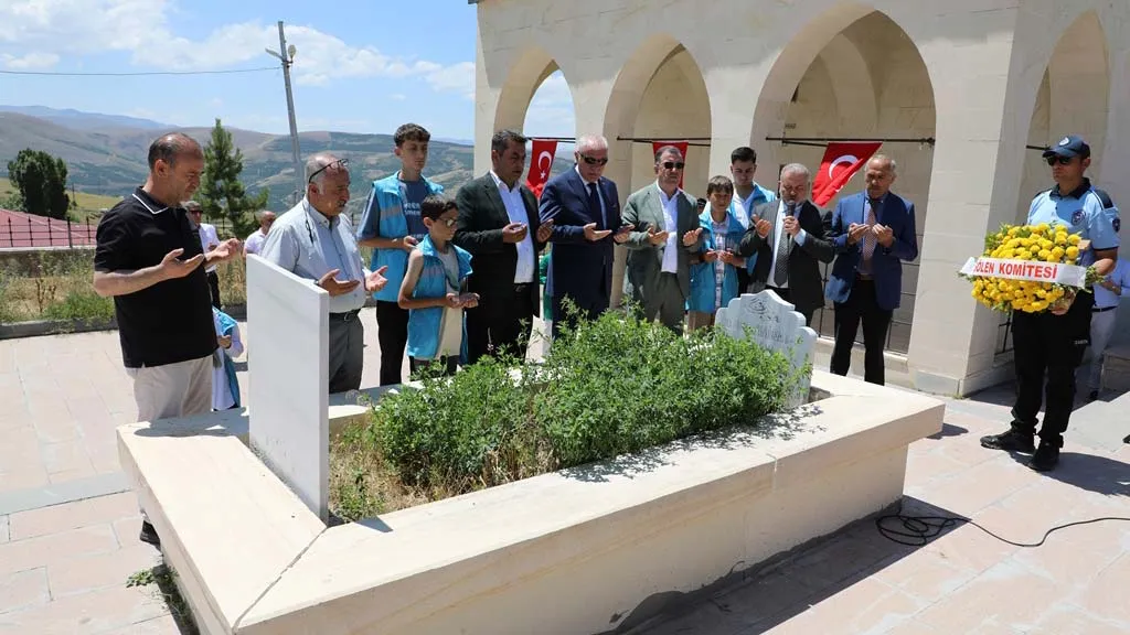 Abdulvehhap Gazi ve Beyböyrek, Bayburt Dede Korkut Şölenlerinde Anıldı