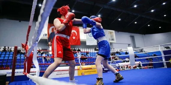 Arpalı’da Gençler İçin Boks Eğitimi Başlıyor!