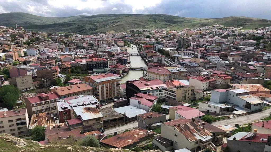 Bayburt 2024 Yılında 5 Bin 644 Kişi Göç Aldı, 8 Bin 639 Kişi Göç Verdi