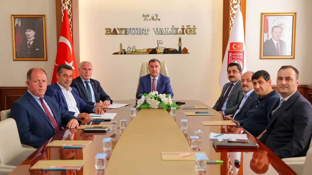 Bayburt Doğaltaş Fabrikası'nda Üretim ve İhracat Masaya Yatırıldı