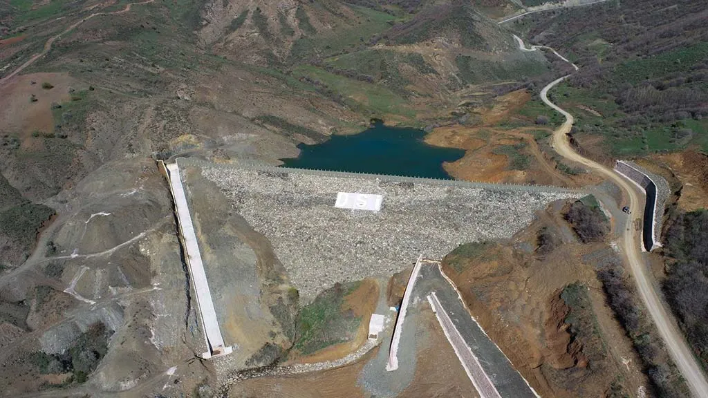 Bayburt Dövmekaya Göleti Sulama İnşaatının Geçici Kabulü Yapıldı