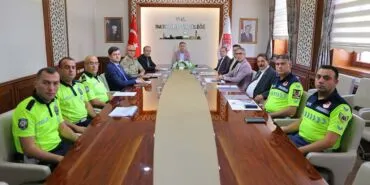 Bayburt İl Trafik Komisyonu Toplantısında Güvenlik Önlemleri Gündemde