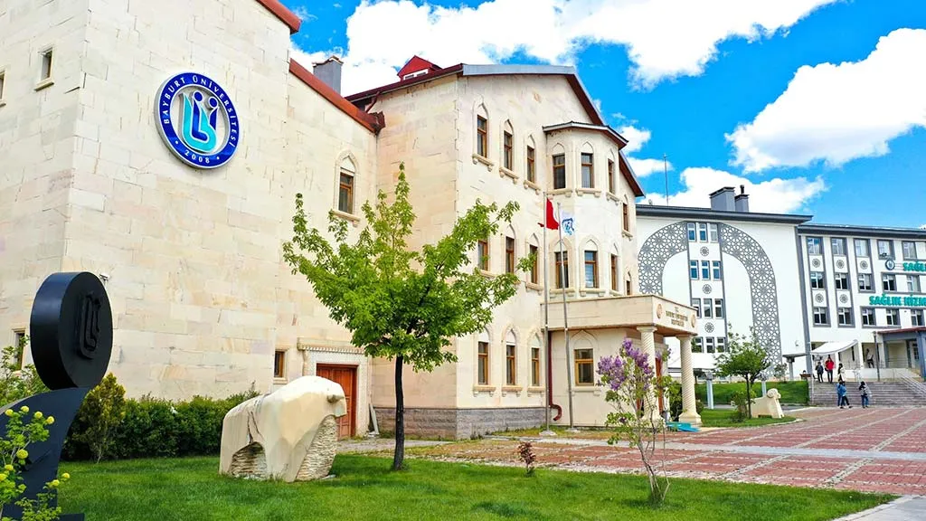 Bayburt Üniversitesi Yeni Bölüm ve Programlarını Duyurdu