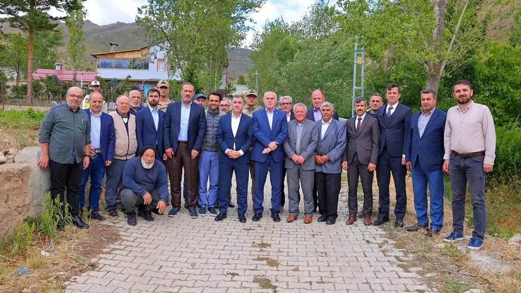 Bayburt Valisi Eldivan, Suludere Köyü'nde Vatandaşlarla Buluştu