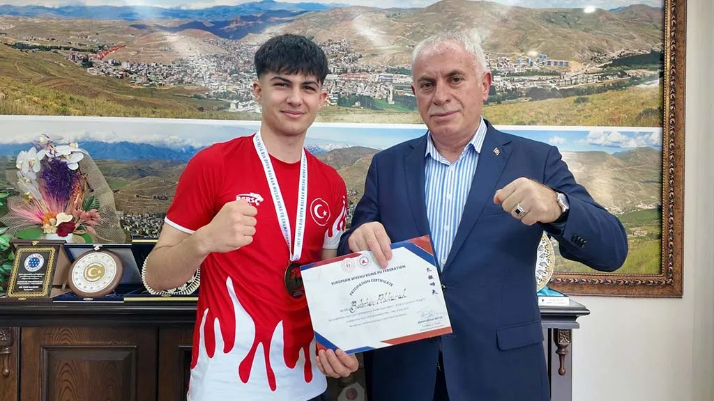 Bayburtlu Bedirhan Akburak Balkan Şampiyonu: Sıradaki Hedef Avrupa!