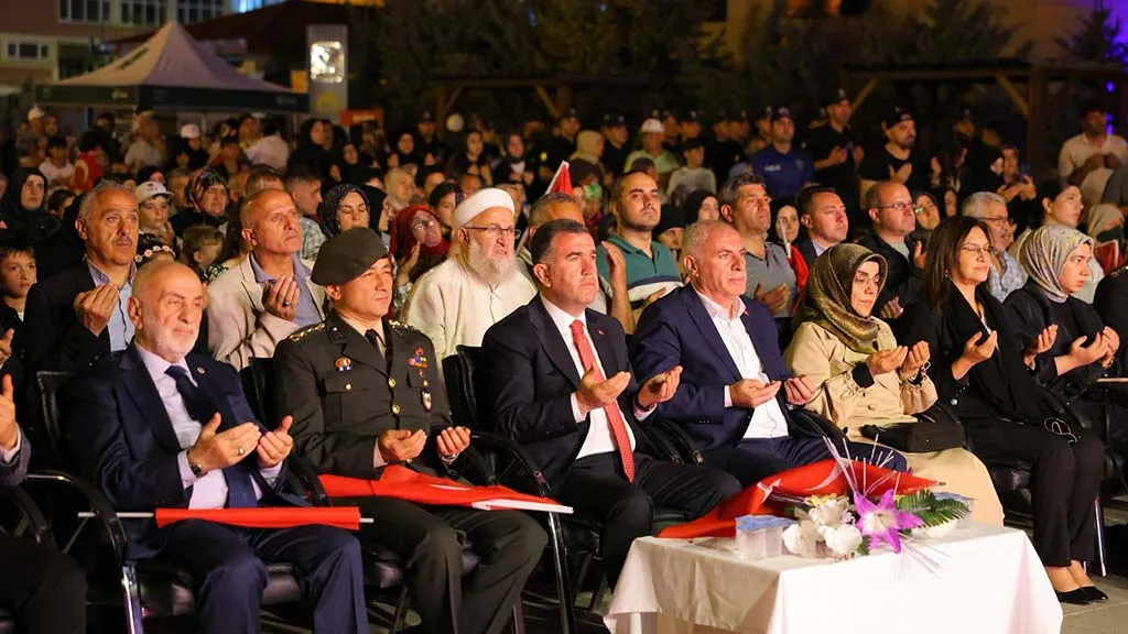Bayburt'ta 15 Temmuz Etkinlikleri Yoğun Katılımla Gerçekleşti