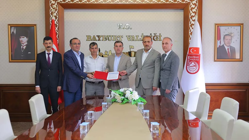 Bayburt'ta 300 Milyon TL'lik Organik Tarım Yatırımı Hayata Geçiyor