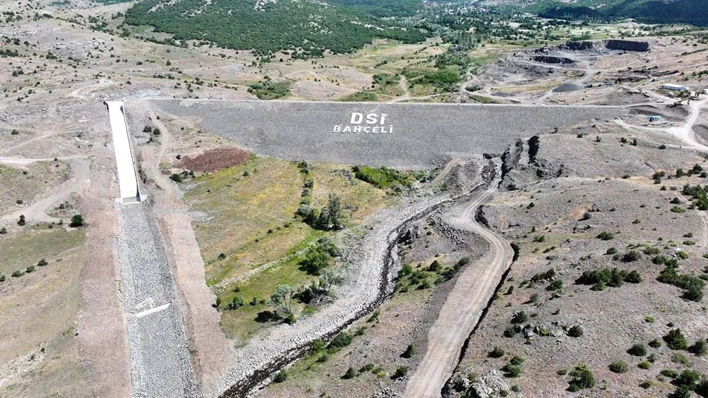 Gümüşhane Tarımına Can Suyu: Şiran Bahçeli Göleti Yüzde 95 Tamamlandı
