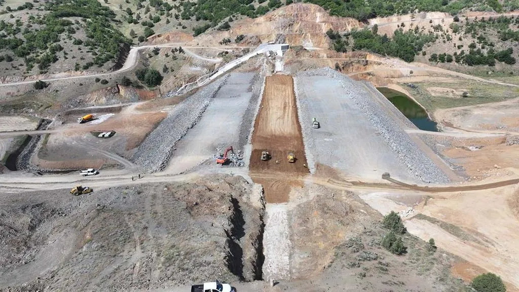 Gümüşhane Ünlüpınar Barajı Yüzde 70 Tamamlandı, 10.760 Dekar Araziye Can Verecek
