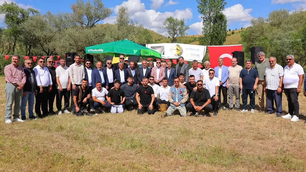 Taşçılar Köyü'nde 18. Yaz Şenliği Coşkusu ve Taşçılar Spor Şampiyonluğu Kutlaması!